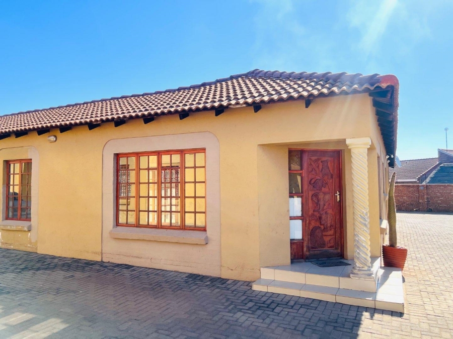 3 Bedroom Property for Sale in Bendor Limpopo