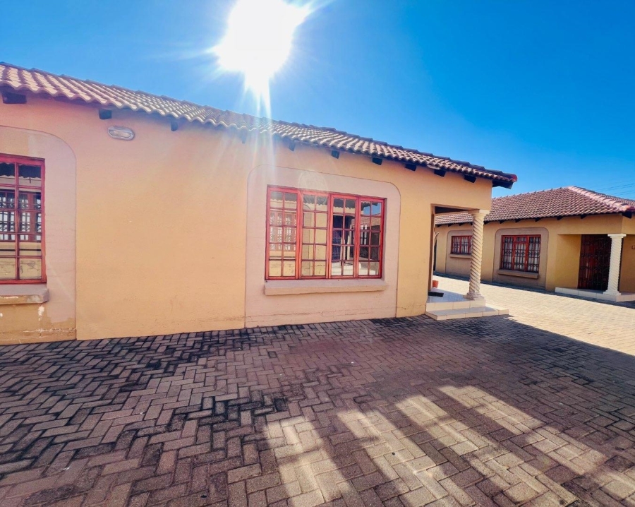 3 Bedroom Property for Sale in Bendor Limpopo