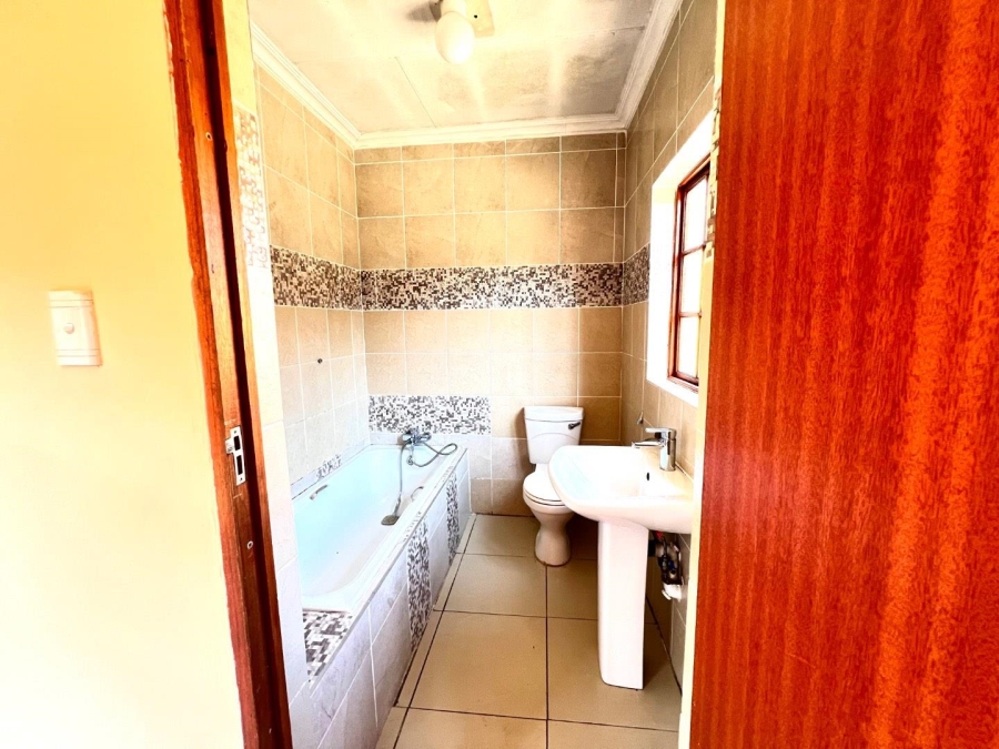 3 Bedroom Property for Sale in Bendor Limpopo