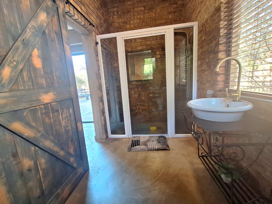 2 Bedroom Property for Sale in Leeupoort Limpopo