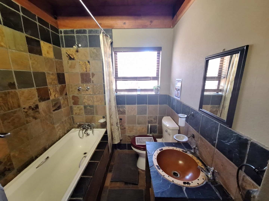 2 Bedroom Property for Sale in Leeupoort Limpopo