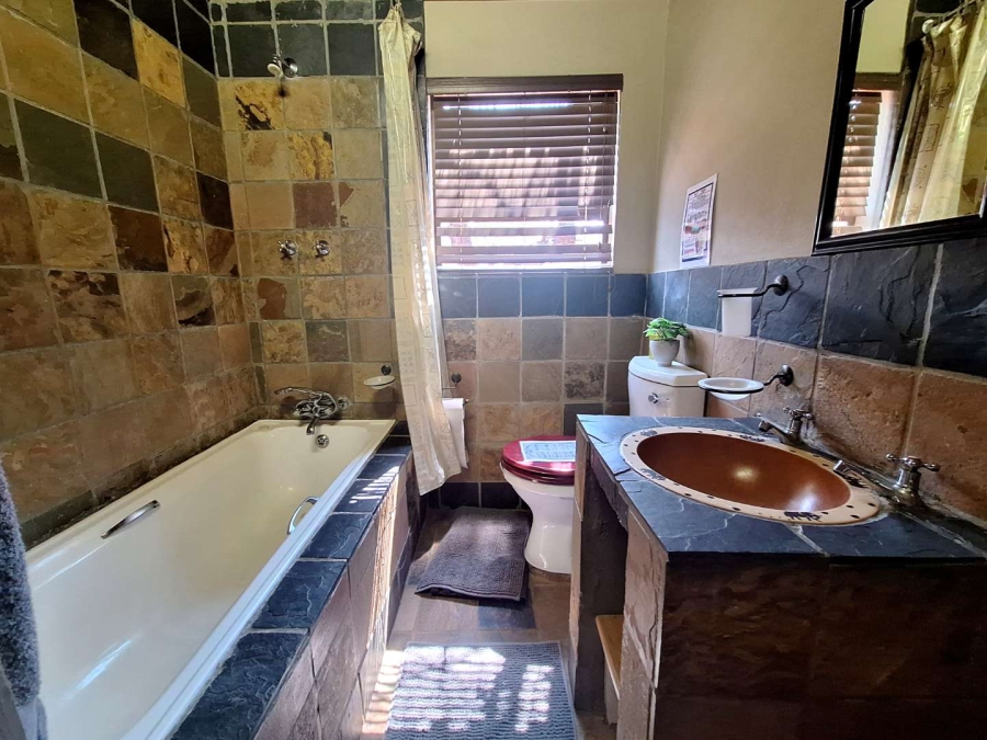 2 Bedroom Property for Sale in Leeupoort Limpopo