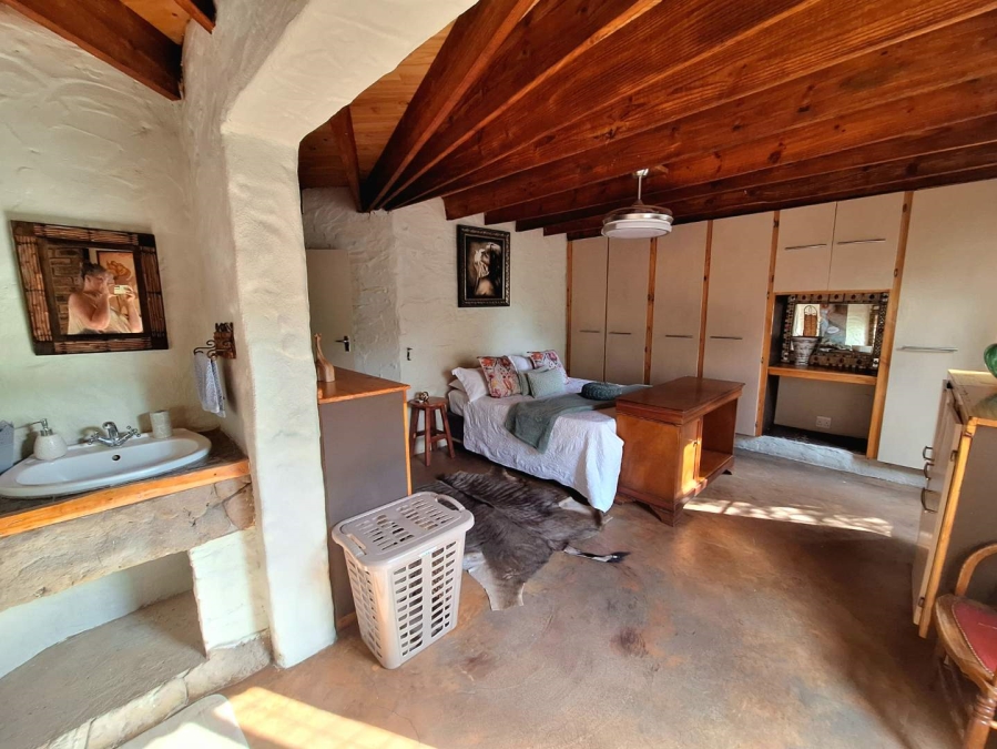 5 Bedroom Property for Sale in Leeupoort Limpopo