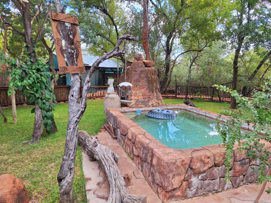 5 Bedroom Property for Sale in Leeupoort Limpopo