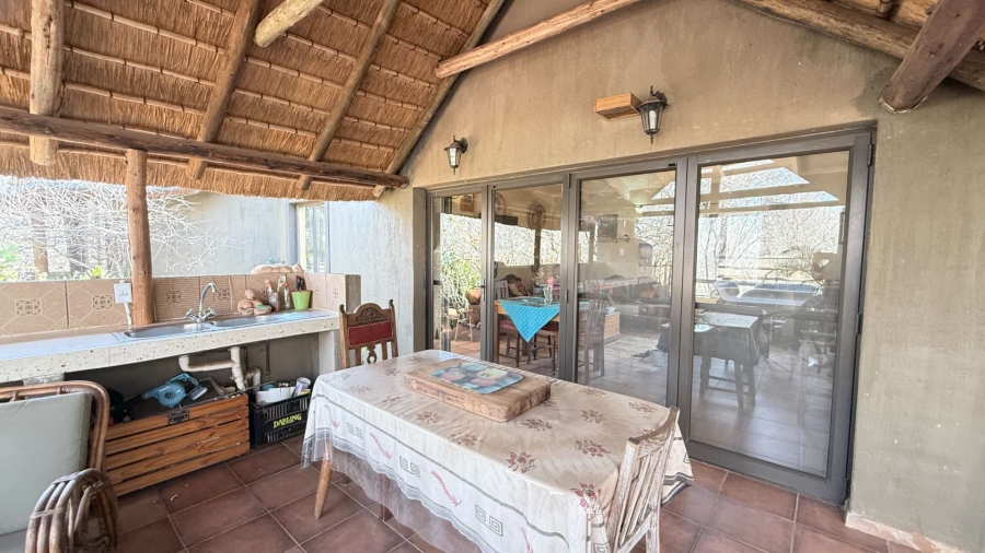 5 Bedroom Property for Sale in Hoedspruit Wildlife Estate Limpopo