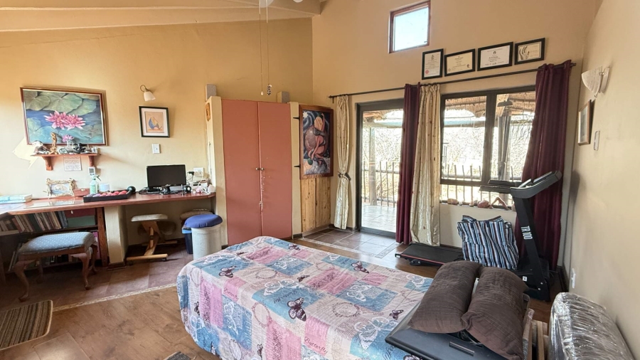 5 Bedroom Property for Sale in Hoedspruit Wildlife Estate Limpopo
