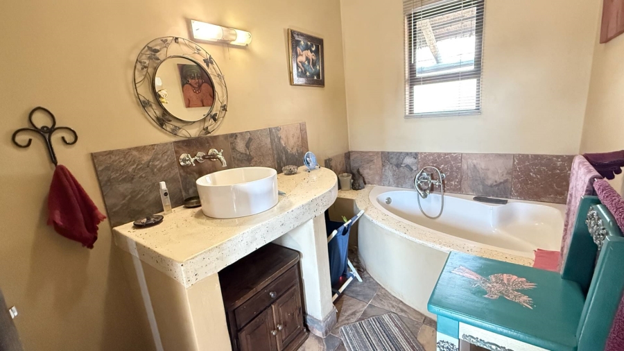 5 Bedroom Property for Sale in Hoedspruit Wildlife Estate Limpopo