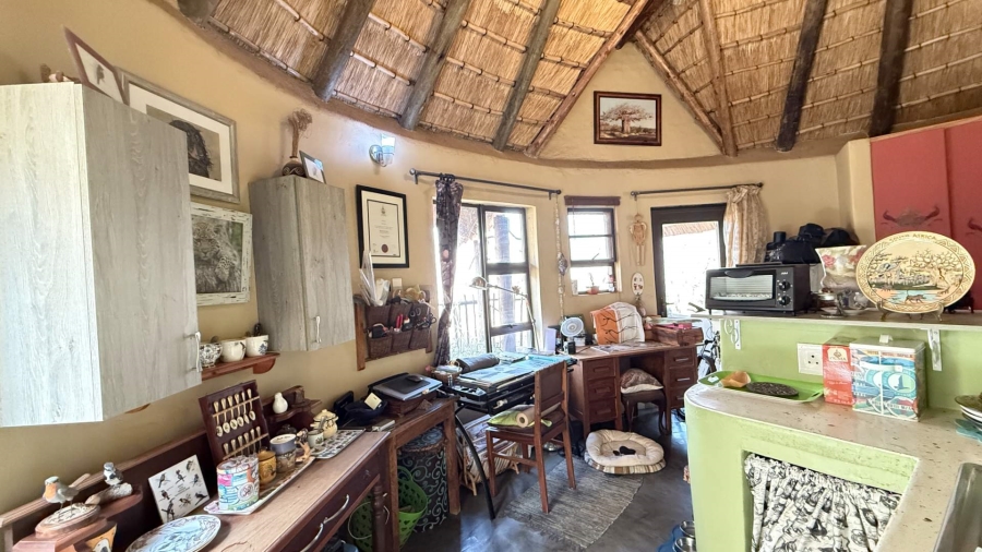 5 Bedroom Property for Sale in Hoedspruit Wildlife Estate Limpopo