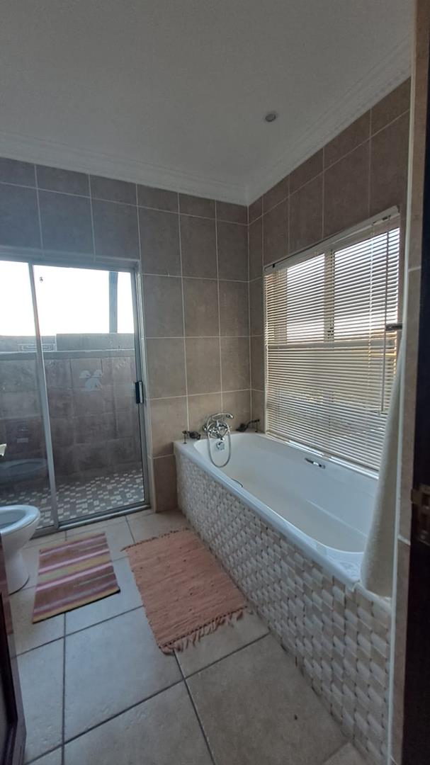 4 Bedroom Property for Sale in Bela-Bela Central Limpopo
