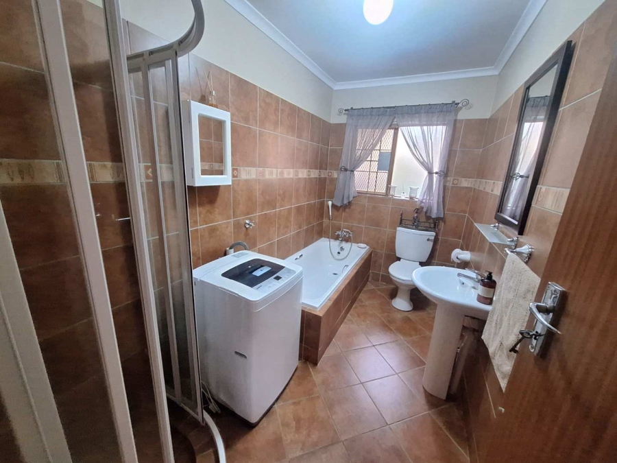 3 Bedroom Property for Sale in Leeupoort Limpopo