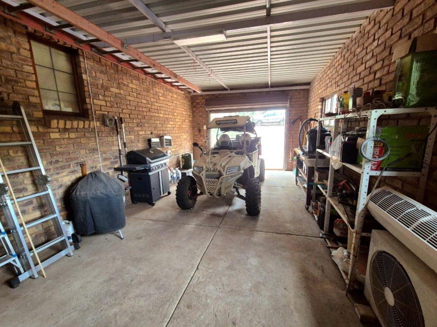 3 Bedroom Property for Sale in Leeupoort Limpopo