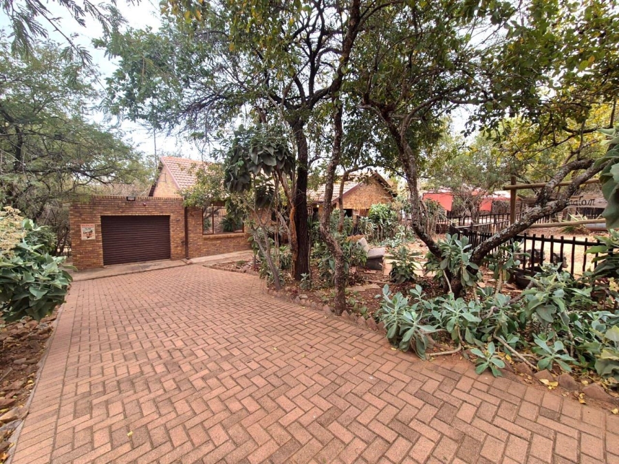 3 Bedroom Property for Sale in Leeupoort Limpopo