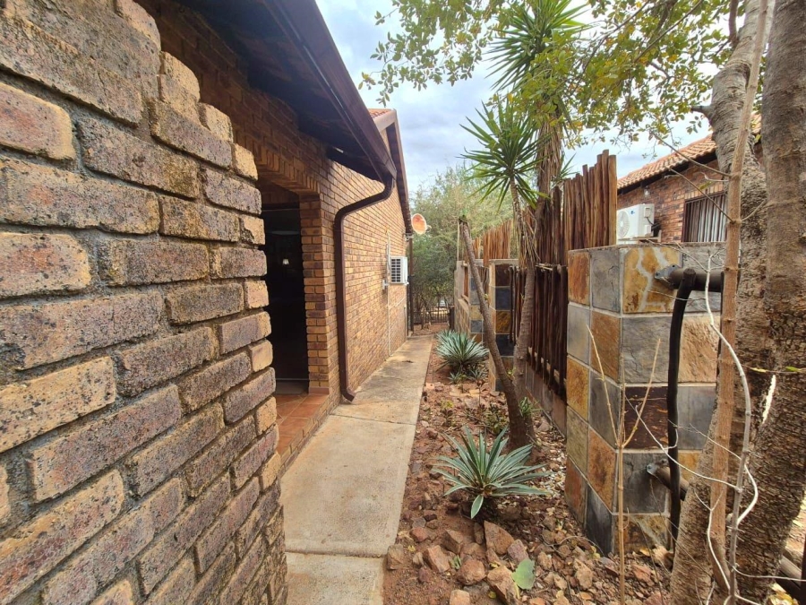 3 Bedroom Property for Sale in Leeupoort Limpopo