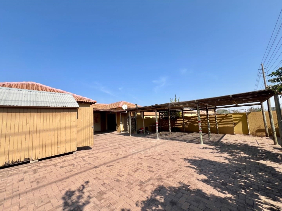 3 Bedroom Property for Sale in Bendor Limpopo