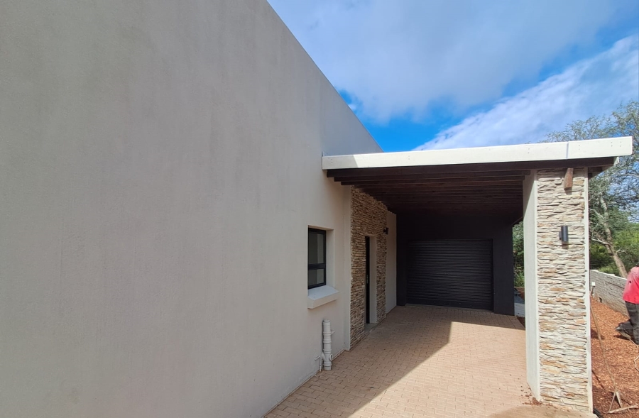 2 Bedroom Property for Sale in Hoedspruit Limpopo