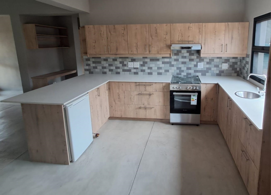 2 Bedroom Property for Sale in Hoedspruit Limpopo