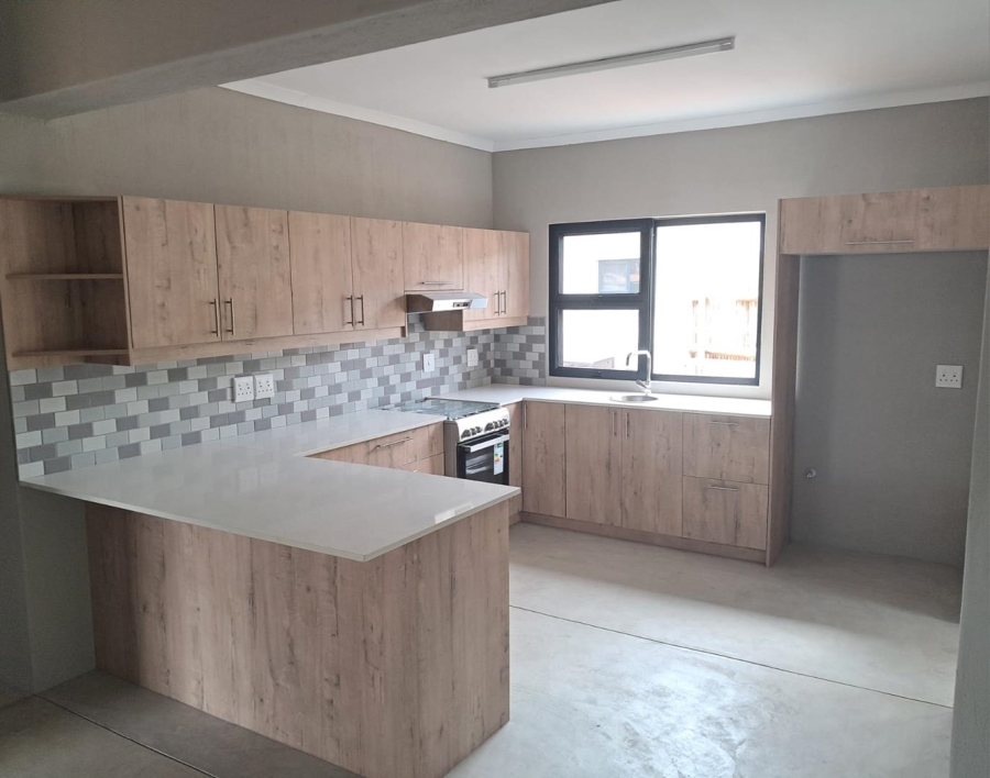 2 Bedroom Property for Sale in Hoedspruit Limpopo