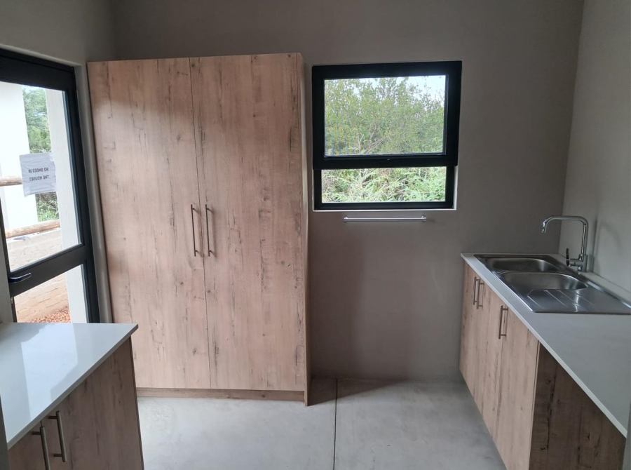 2 Bedroom Property for Sale in Hoedspruit Limpopo