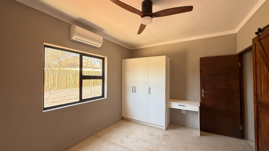 2 Bedroom Property for Sale in Hoedspruit Limpopo
