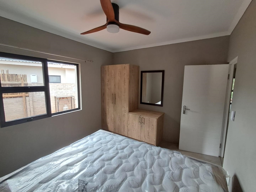 2 Bedroom Property for Sale in Hoedspruit Limpopo