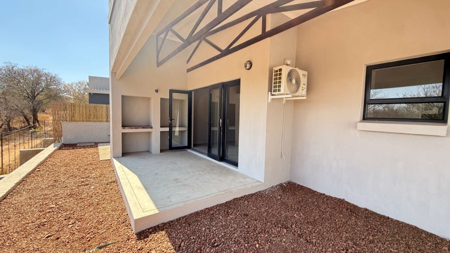 2 Bedroom Property for Sale in Hoedspruit Limpopo