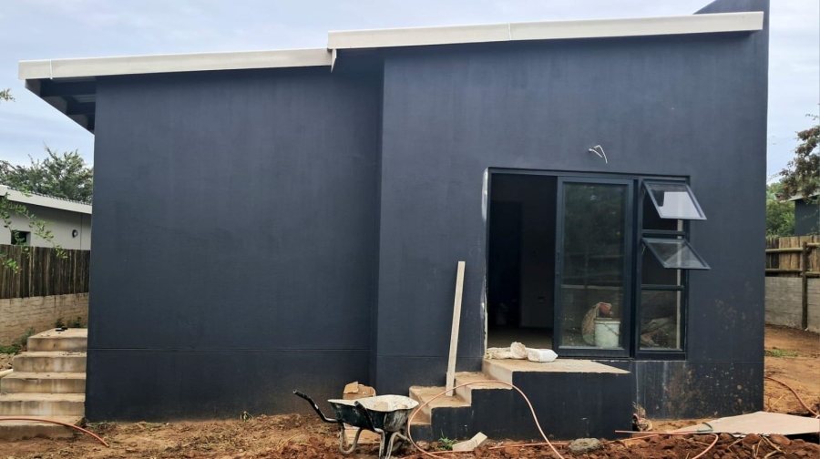 2 Bedroom Property for Sale in Hoedspruit Limpopo