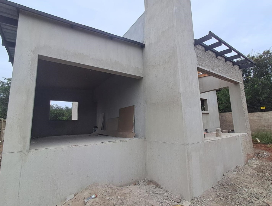 2 Bedroom Property for Sale in Hoedspruit Limpopo