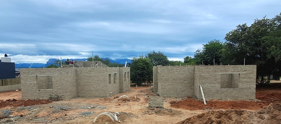 2 Bedroom Property for Sale in Hoedspruit Limpopo