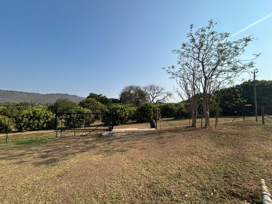 5 Bedroom Property for Sale in Hamawasha A H Limpopo