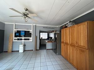 5 Bedroom Property for Sale in Hamawasha A H Limpopo