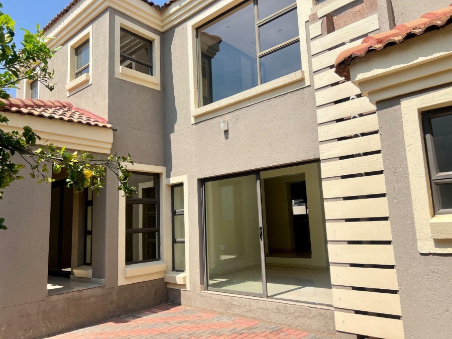 5 Bedroom Property for Sale in Thornhill Limpopo
