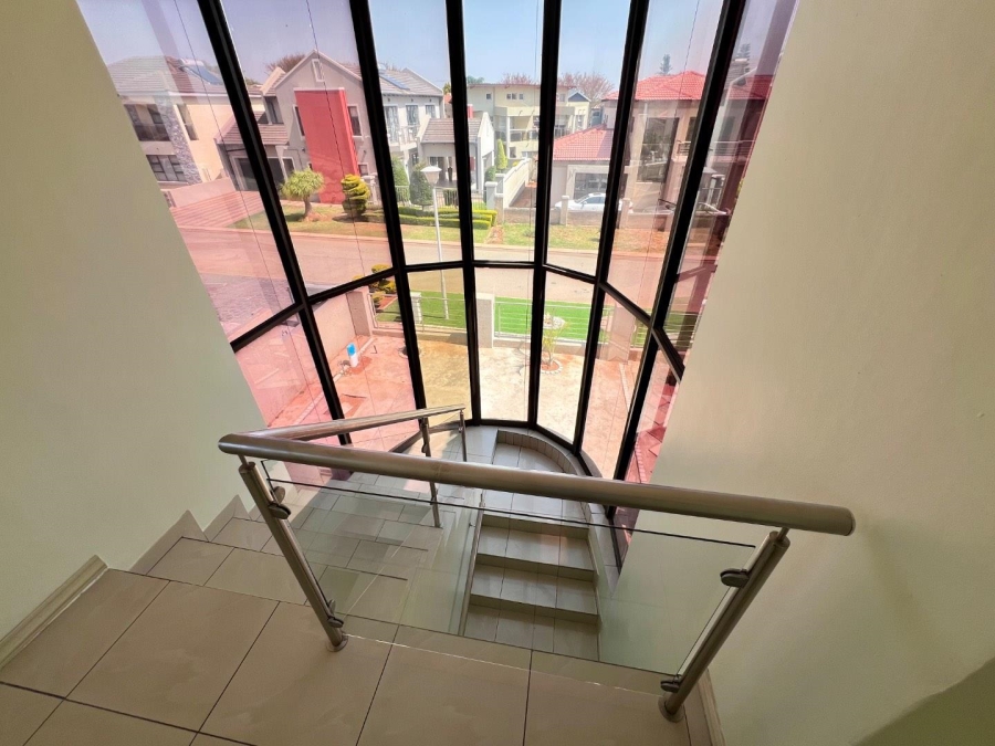 5 Bedroom Property for Sale in Thornhill Limpopo