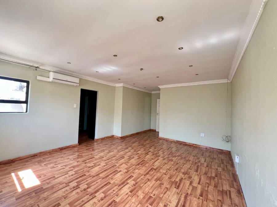 5 Bedroom Property for Sale in Thornhill Limpopo