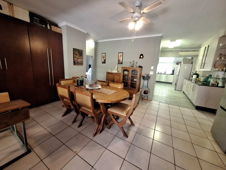 4 Bedroom Property for Sale in Leeupoort Limpopo