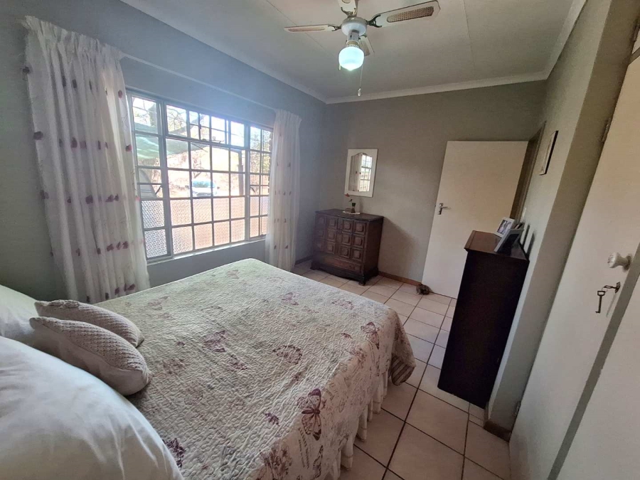 4 Bedroom Property for Sale in Leeupoort Limpopo