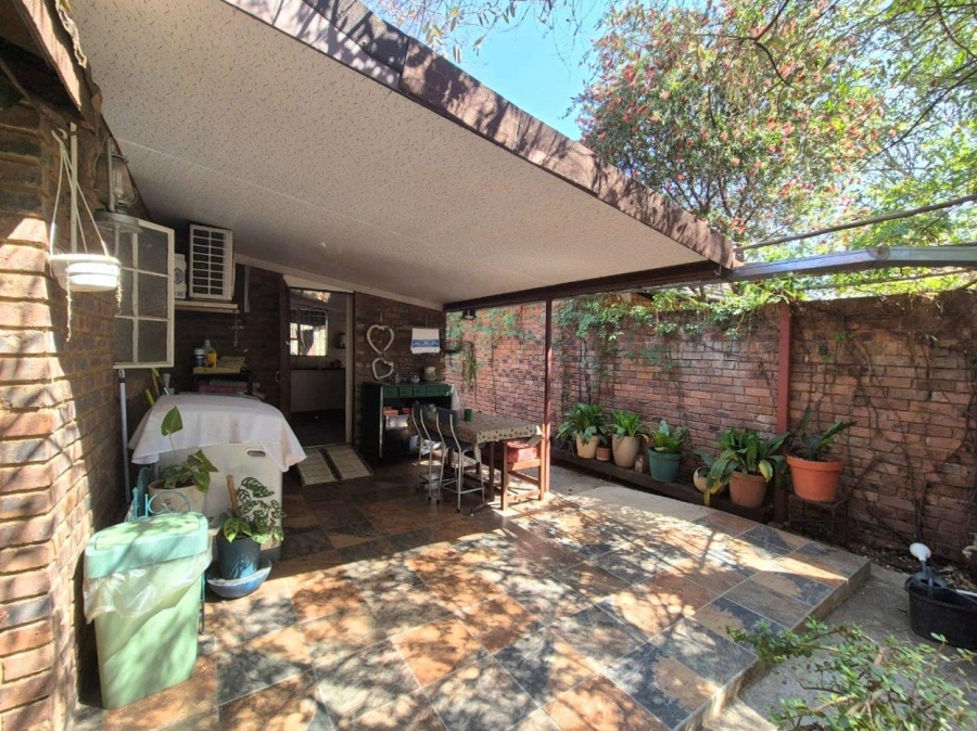 4 Bedroom Property for Sale in Leeupoort Limpopo