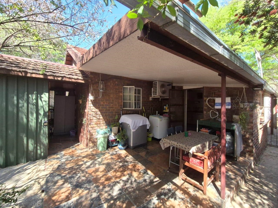 4 Bedroom Property for Sale in Leeupoort Limpopo