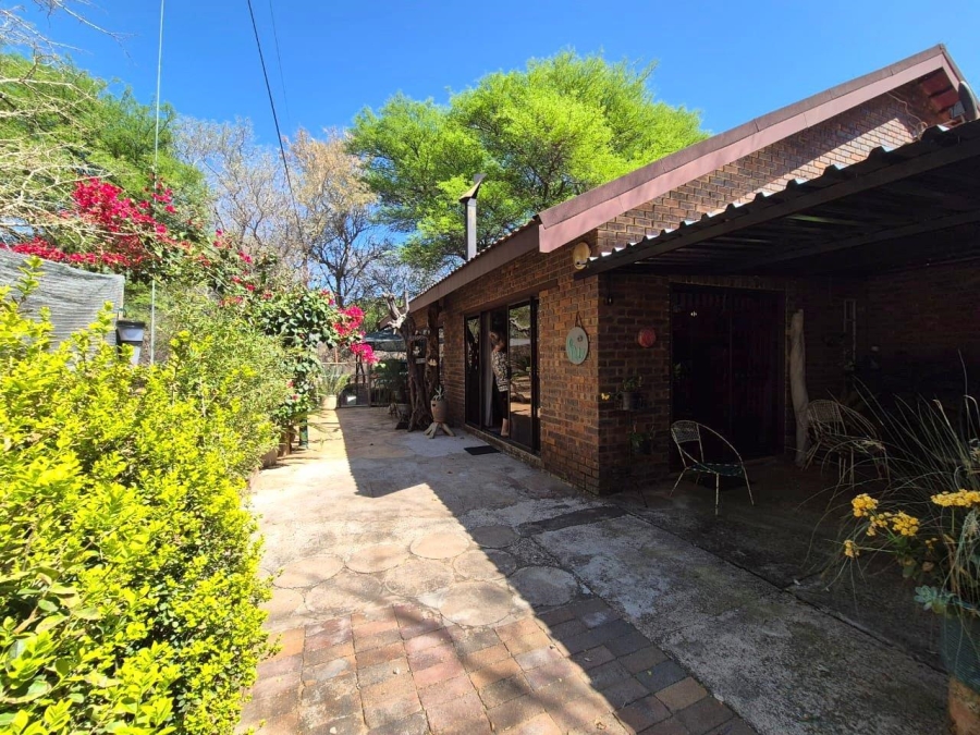 4 Bedroom Property for Sale in Leeupoort Limpopo