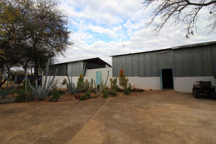 6 Bedroom Property for Sale in Alldays Limpopo