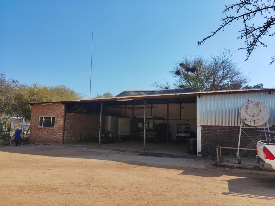 6 Bedroom Property for Sale in Alldays Limpopo