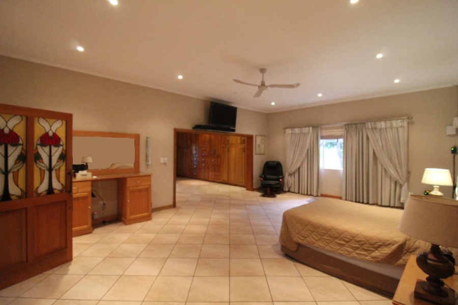 6 Bedroom Property for Sale in Alldays Limpopo