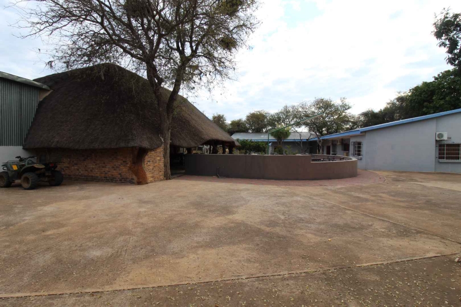 6 Bedroom Property for Sale in Alldays Limpopo