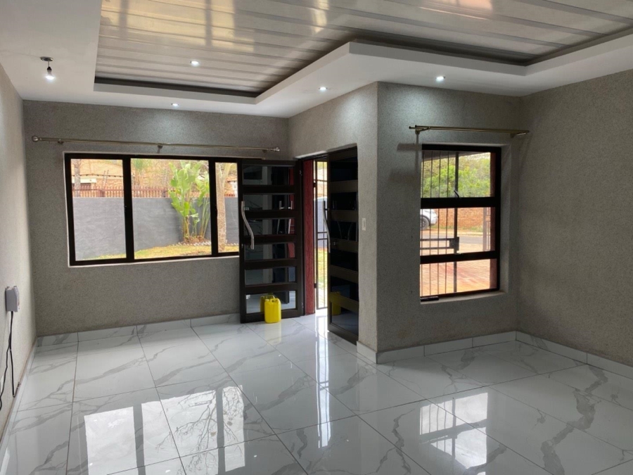To Let 3 Bedroom Property for Rent in Burgersfort Limpopo