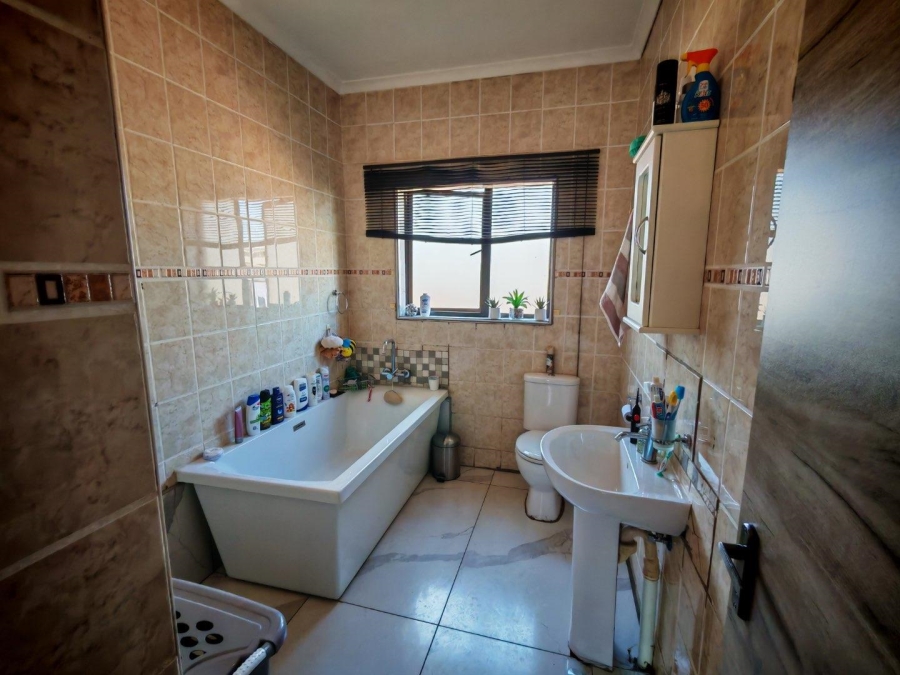 To Let 3 Bedroom Property for Rent in Burgersfort Limpopo