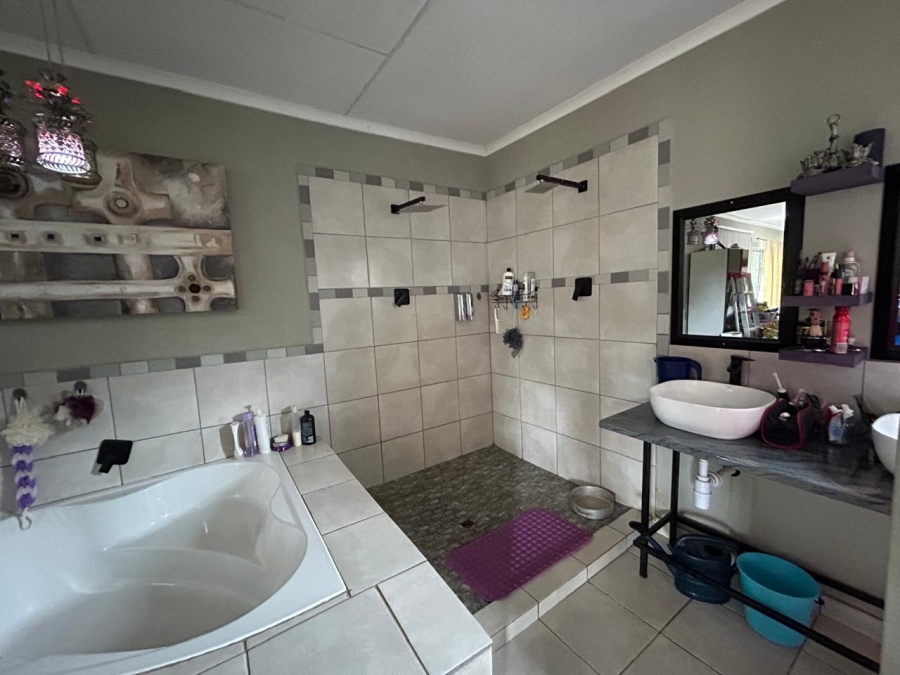 5 Bedroom Property for Sale in Arborpark Limpopo