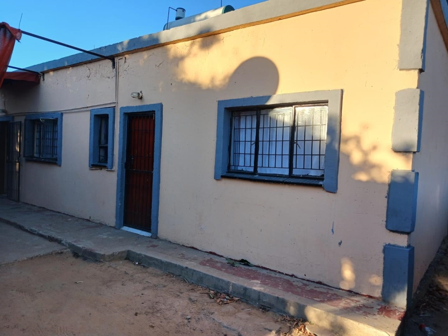 8 Bedroom Property for Sale in Modimolle Rural Limpopo
