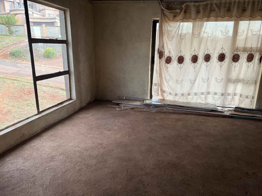 5 Bedroom Property for Sale in Thohoyandou Limpopo