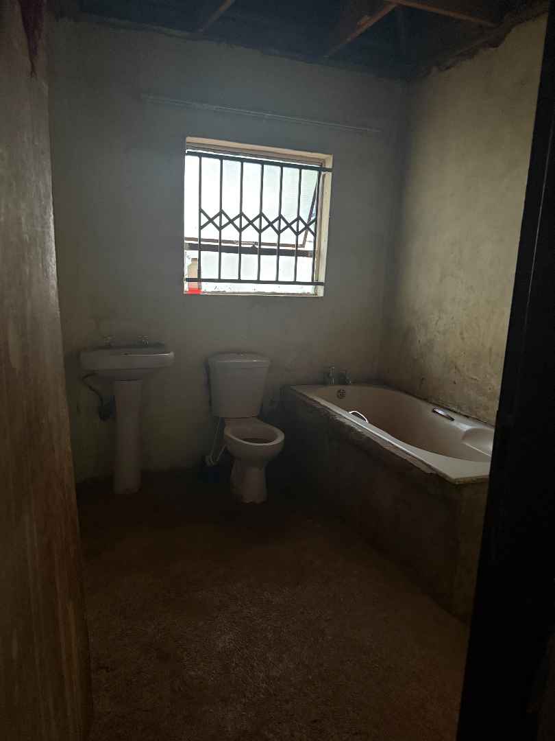 5 Bedroom Property for Sale in Thohoyandou Limpopo