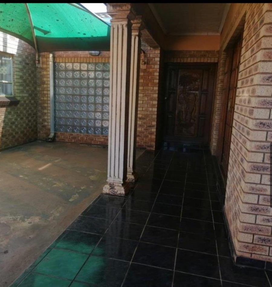 5 Bedroom Property for Sale in Thohoyandou Limpopo