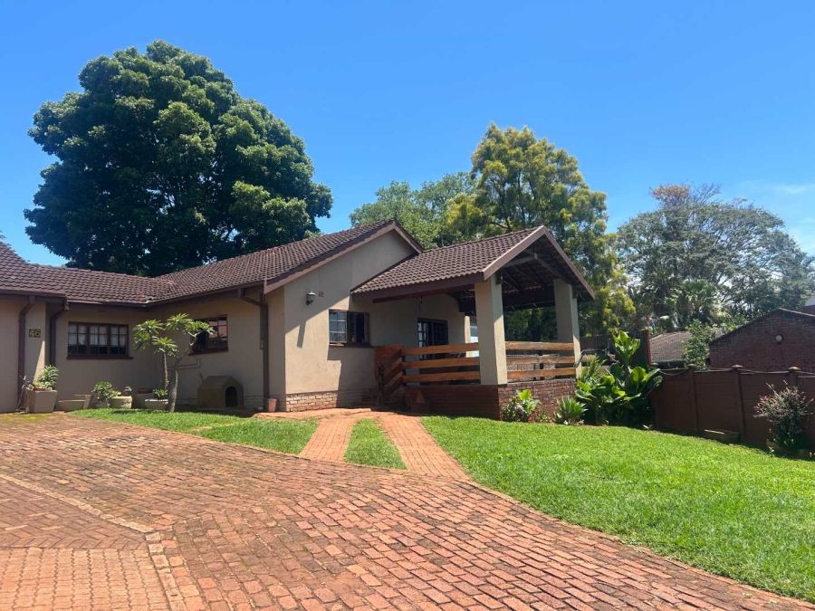 5 Bedroom Property for Sale in Aquapark Limpopo
